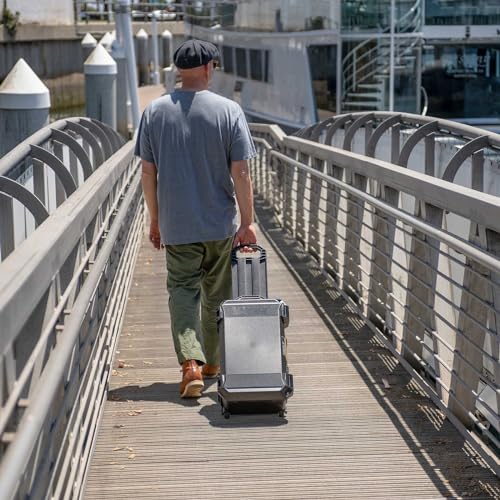 PELICAN V525 ヴォールトローリングケース ディバイダー付